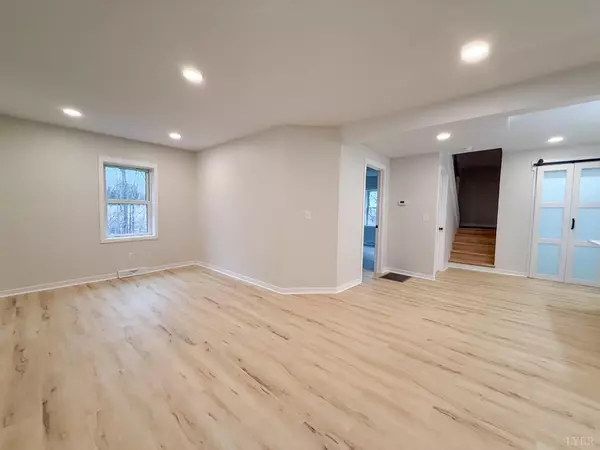 Lynch Station, VA 24571,13273 Leesville RD