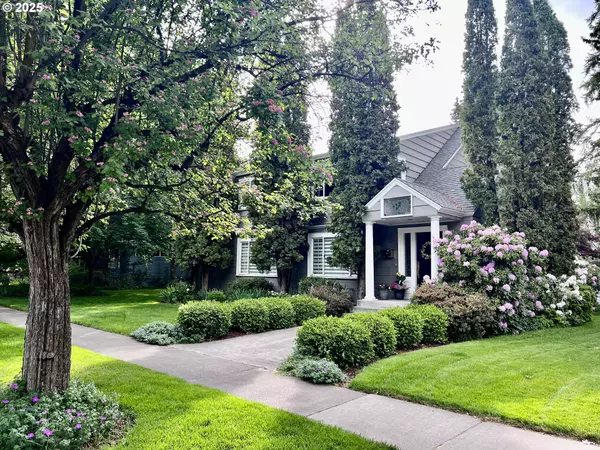 898 NW RIVERSIDE BLVD, Bend, OR 97703