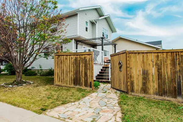 Grande Prairie, AB T8W 2P3,8921 60A AVE