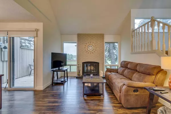 Calgary, AB T3K 1R8,70 Beacham WAY Northwest #66