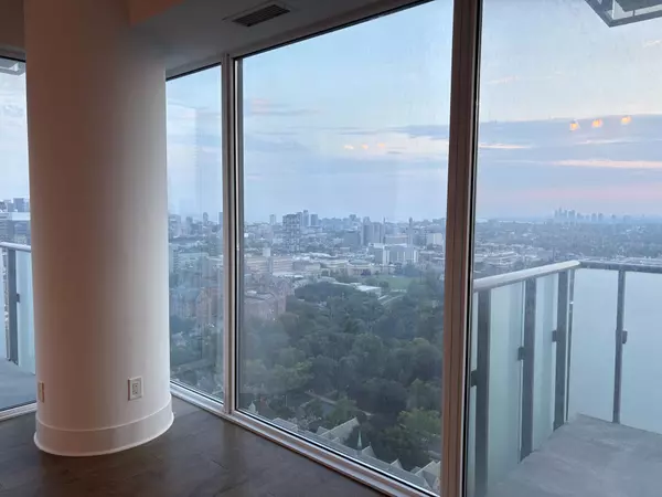 Toronto C01, ON M5S 0A6,65 St Mary ST #3304