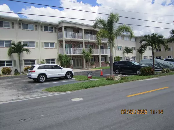 743 N Riverside Dr #4B, Pompano Beach, FL 33062
