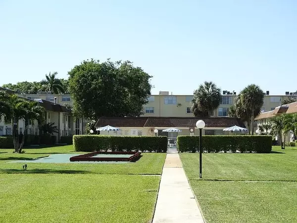 Boca Raton, FL 33428,9851 Sandalfoot Blvd ##212
