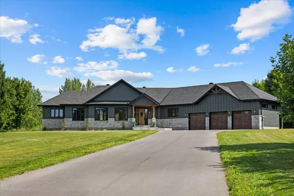 Kanata, ON K2W 1G7,131 Beach HTS