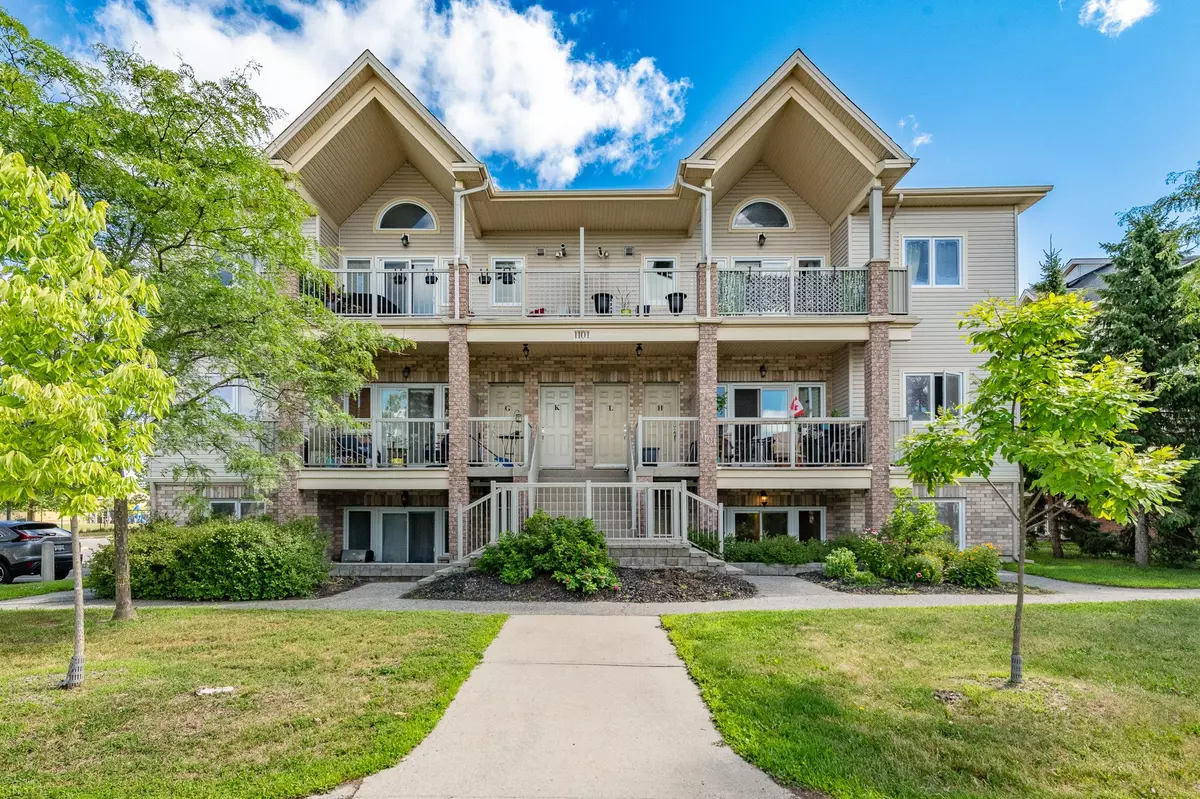 Stittsville - Munster - Richmond, ON K2S 0C7,1101 Stittsville Main ST #D