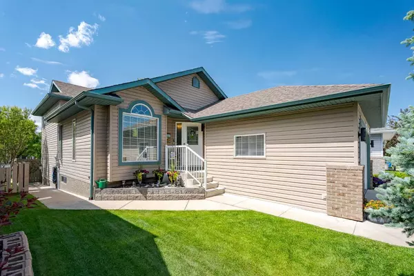 23 Thorndale Close SE, Airdrie, AB T4A 2B9