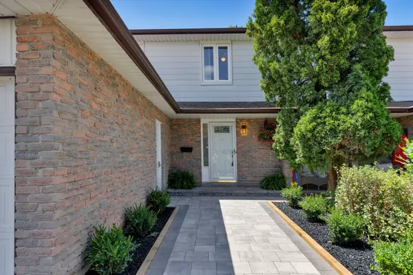 Toronto C15, ON M2H 2W7,344 Cherokee BLVD