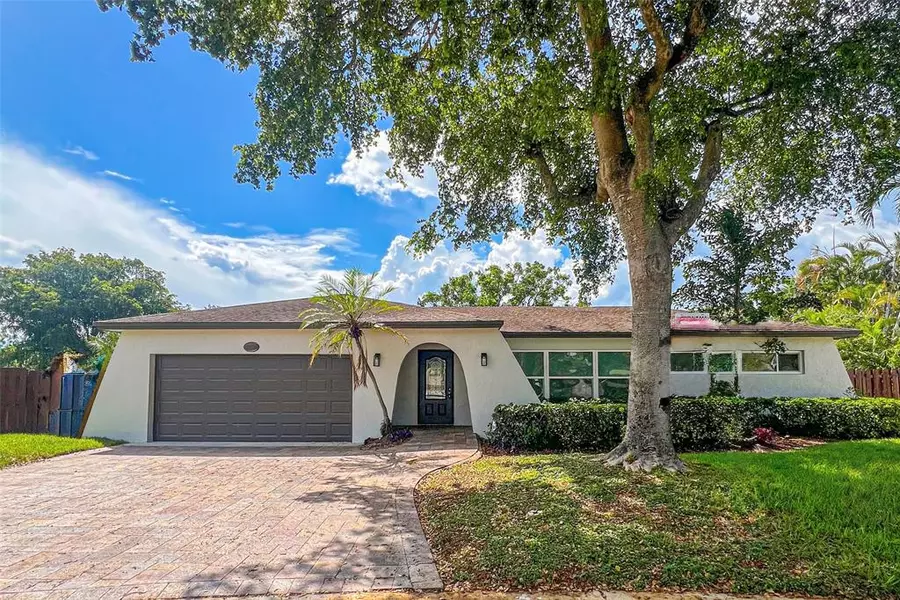 8759 SW 51st Pl, Cooper City, FL 33328