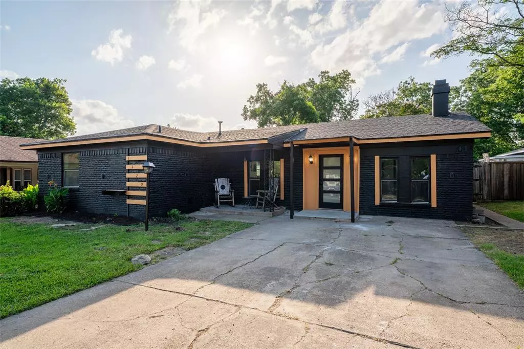 Mesquite, TX 75150,3229 Santiago Drive