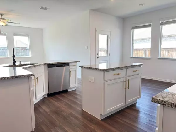 Forney, TX 75126,828 Grapefruit Court