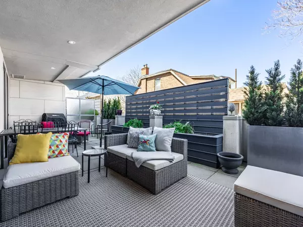 1 Rainsford RD #207, Toronto E02, ON M4L 3N5