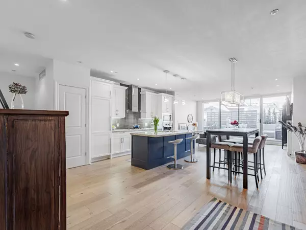 Toronto E02, ON M4L 3N5,1 Rainsford RD #207