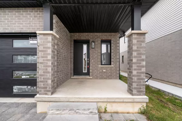 London South, ON N6L 0J2,3862 Auckland AVE