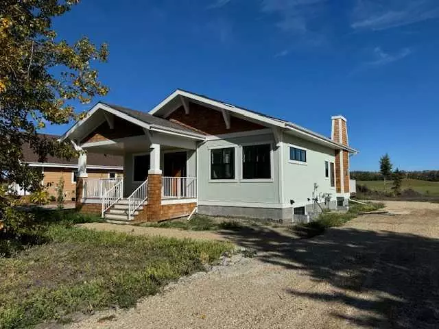 Rural Ponoka County, AB T4L 2N3,201 Canal ST