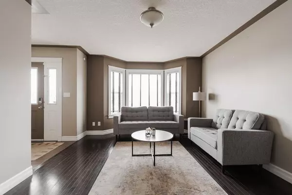 Fort Mcmurray, AB T9K 0N6,129 Walnut CRES