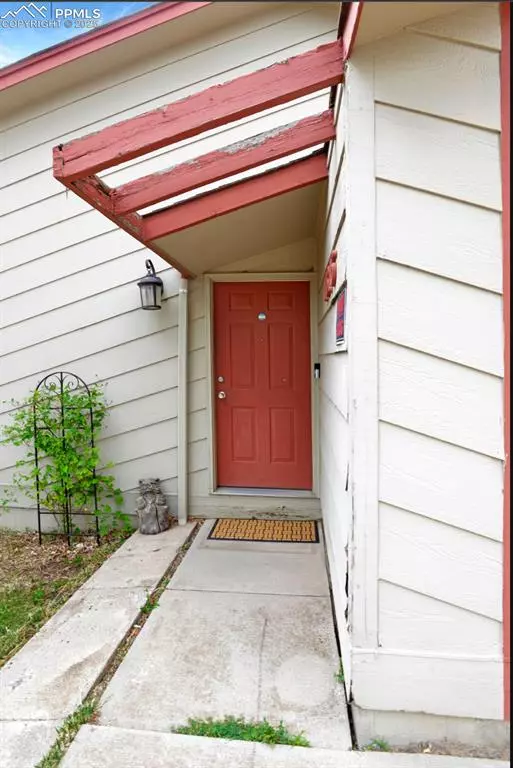 Colorado Springs, CO 80907,1316 Vondelpark DR