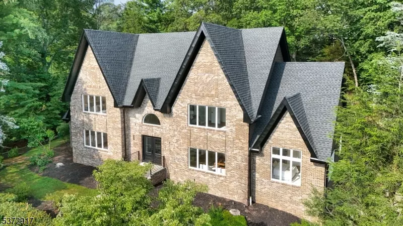 63 Westview Rd, Wayne Twp., NJ 07470