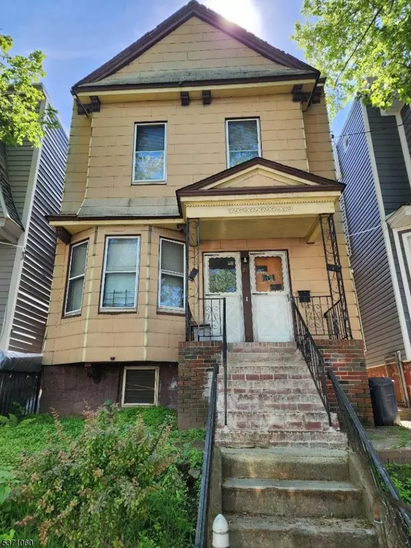 36 Romaine Ave, Jersey City, NJ 07306