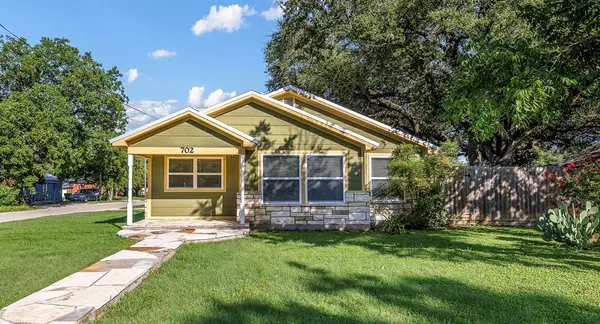 702 N Park Street, Dublin, TX 76446