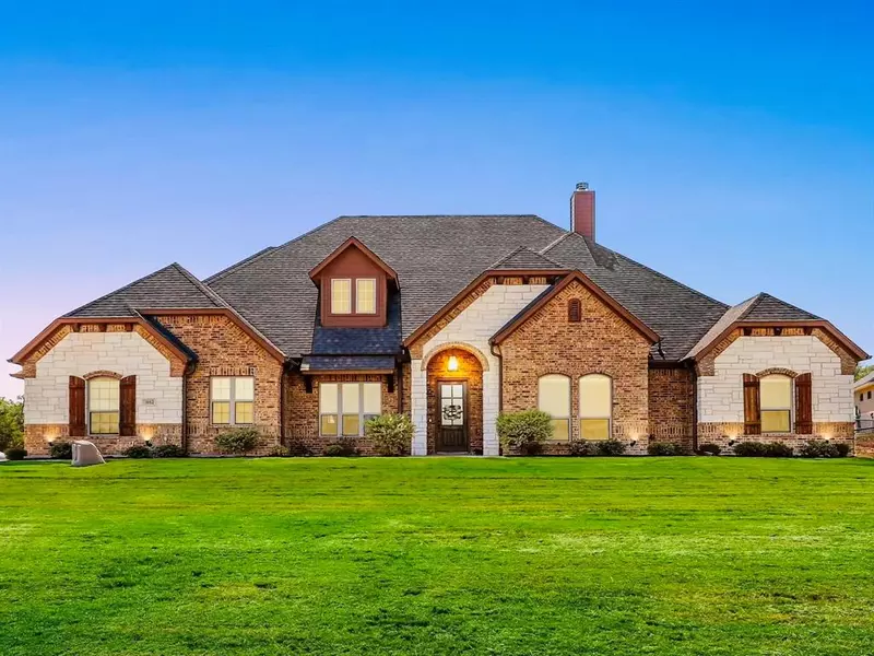 1012 Alicia Court, Weatherford, TX 76087