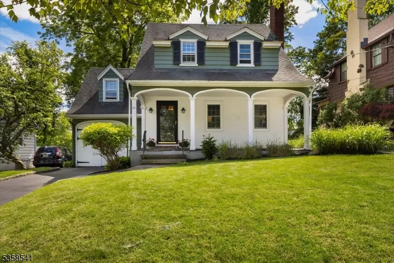 22 Bailey Rd, Millburn Twp., NJ 07041