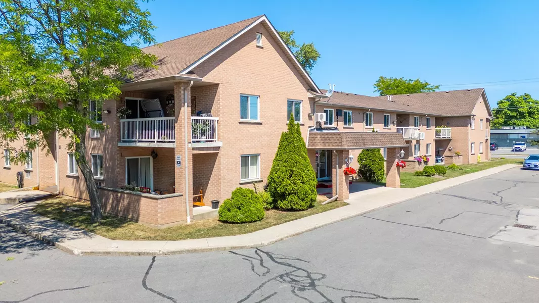 117 Willson RD #8, Welland, ON L3C 2T4