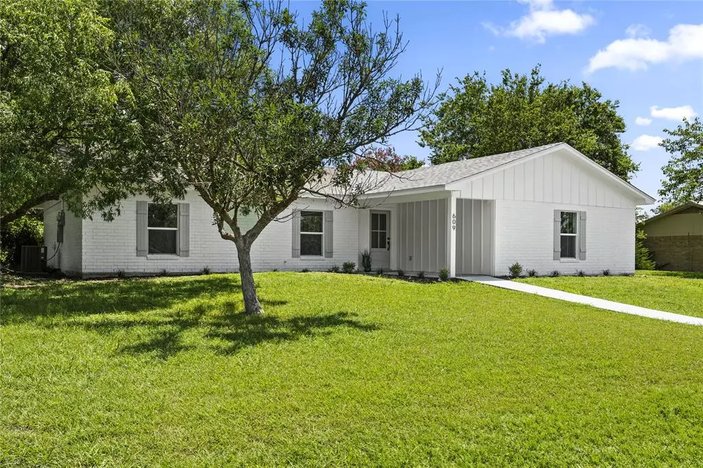 Robinson, TX 76706,609 Coahuila Drive