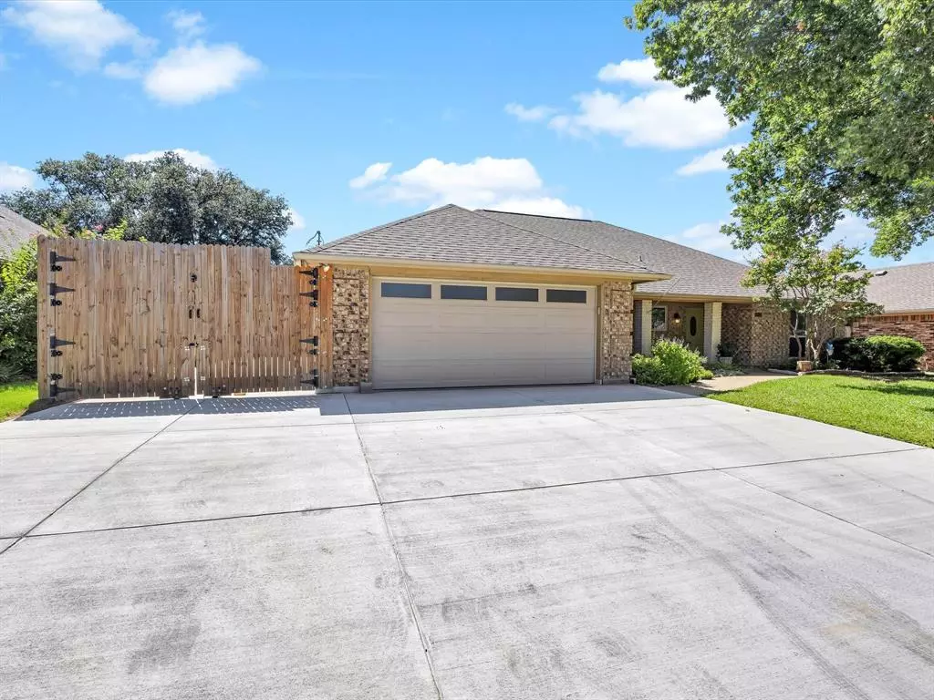 North Richland Hills, TX 76182,6413 Blake Court