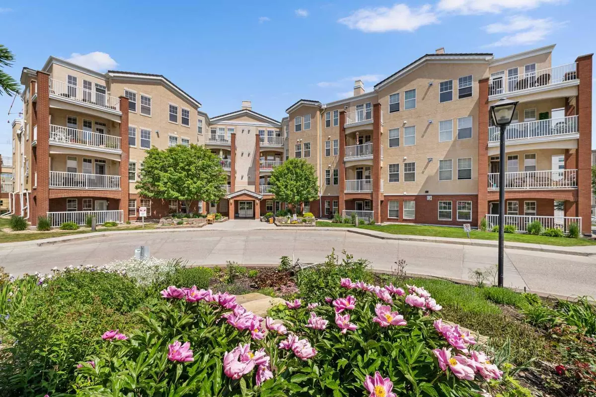 Calgary, AB T2Y 3S1,14645 6 ST Southwest #5304