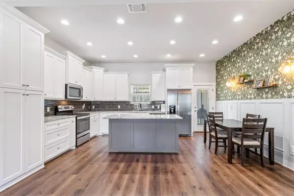 Whitesboro, TX 76273,109 Byrom Court