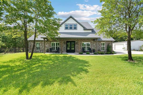 100 Private Road 14431, Blum, TX 76627