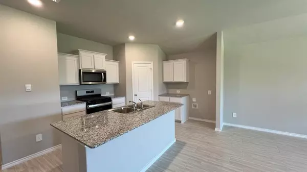 Fort Worth, TX 76131,8409 HOLLYMEAD Lane