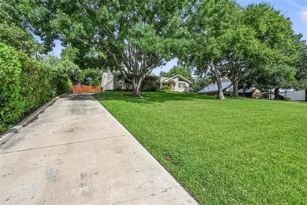 Irving, TX 75038,4213 Village Green Drive