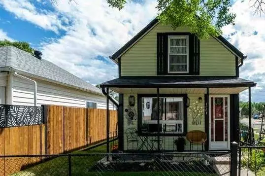 Medicine Hat, AB T1A 0Z1,1001 Yuill ST Southeast