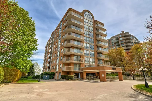 2210 Lakeshore RD #704, Burlington, ON L7R 4J9