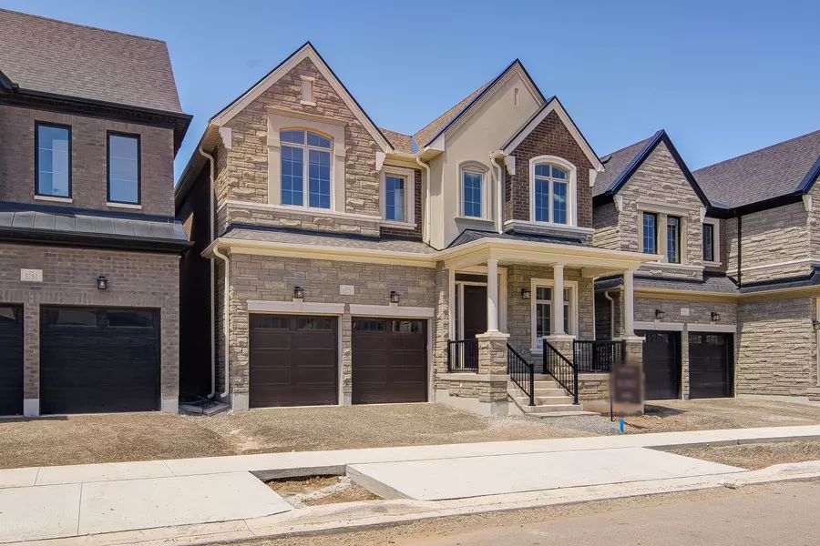 3277 Dove DR, Oakville, ON L6H 3W9