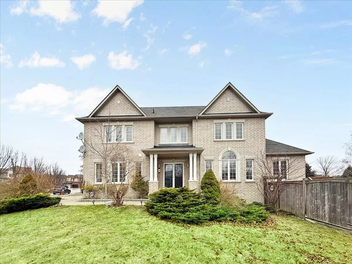 Richmond Hill, ON L4S 2G8,98 Lena DR