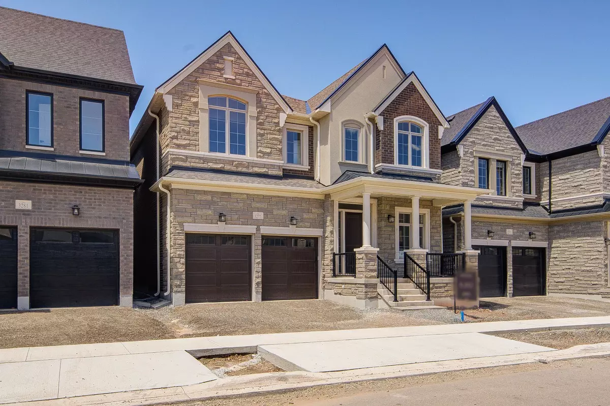Oakville, ON L6H 3W9,3277 Dove DR