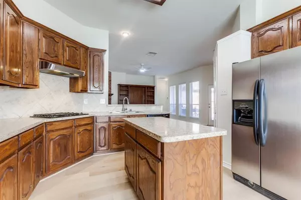 Murphy, TX 75094,221 Roy Rogers Lane