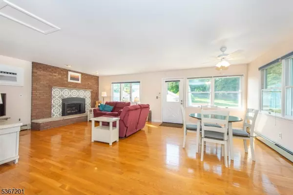 Verona Twp., NJ 07044,176 Grove Ave