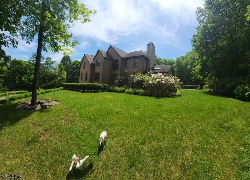 7 Stonehedge Drive, Hardyston Twp., NJ 07460