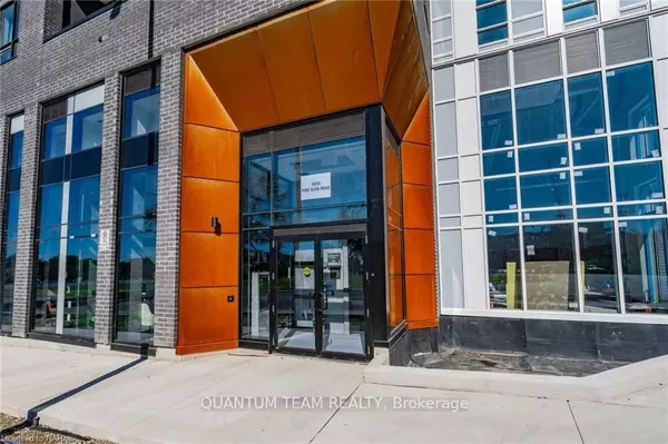Oakville, ON L6M 5P5,3005 Pine Glen RD #618