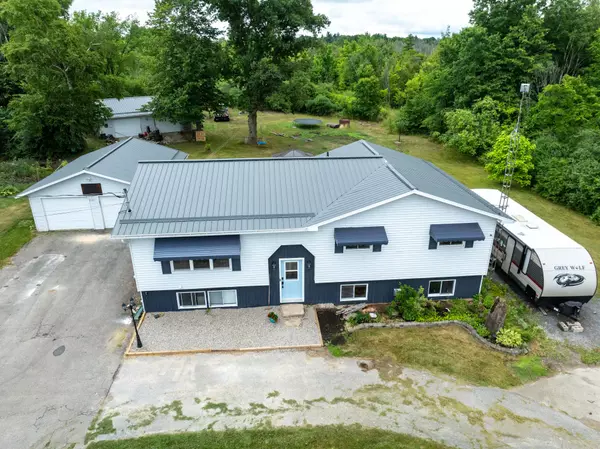 Rideau Lakes, ON K0G 1L0,275A Bay RD