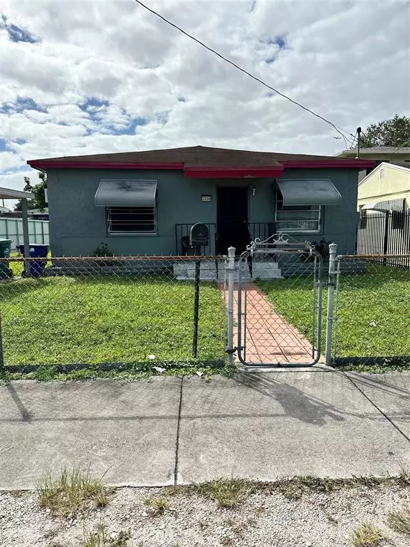 Miami, FL 33142,3238 NW 50th St