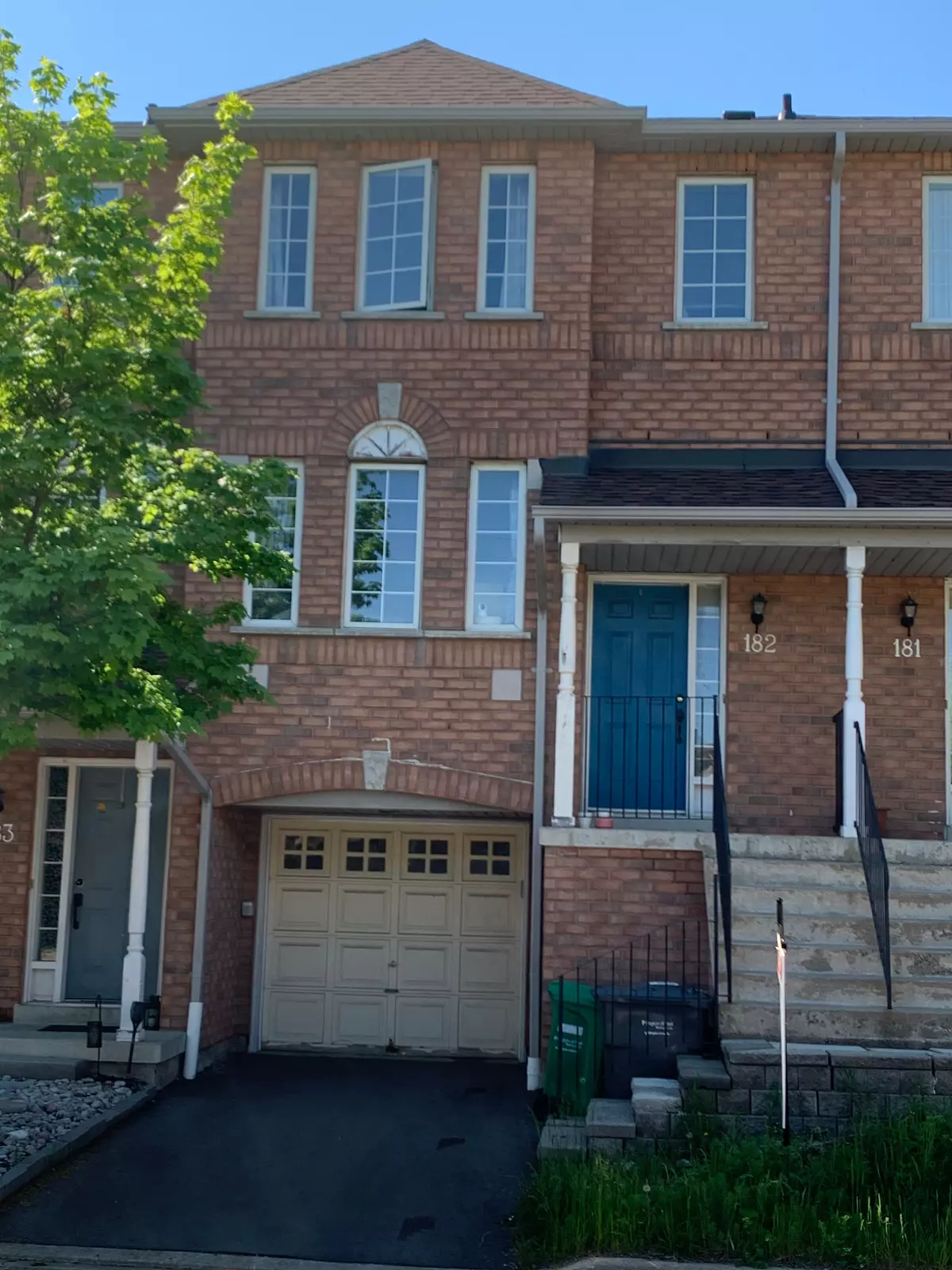 Mississauga, ON L4Z 3S7,80 Acorn PL #182
