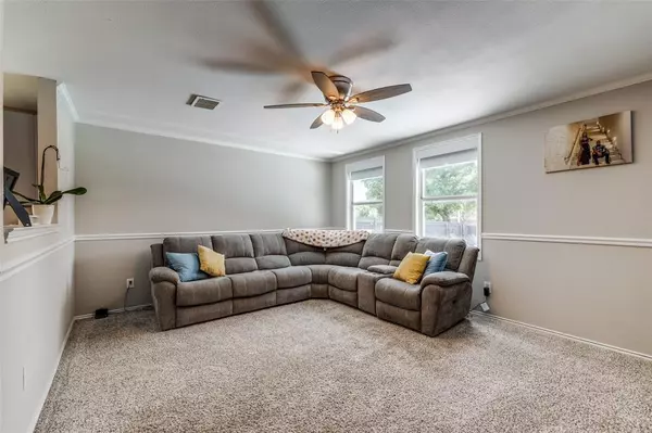 Arlington, TX 76002,8426 Jacaranda Way