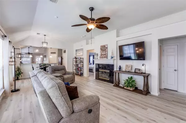 The Colony, TX 75056,5408 Mohawk Court
