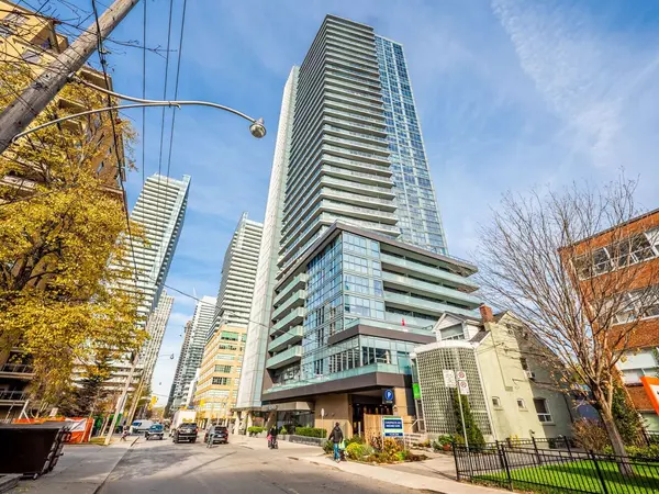 Toronto C10, ON M4S 0B5,125 Redpath AVE #PH 104