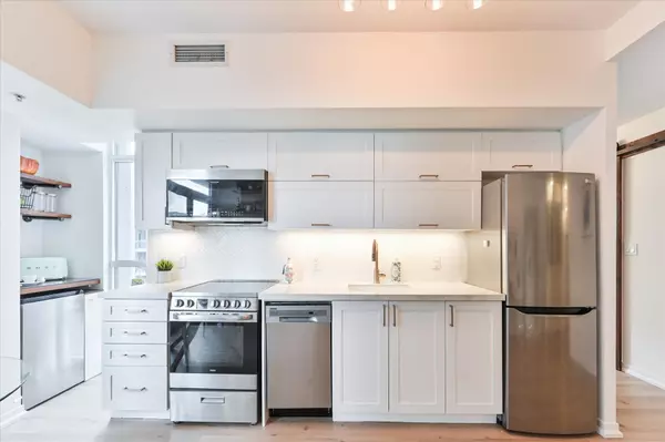Toronto C01, ON M6J 0B1,68 Abell ST #625