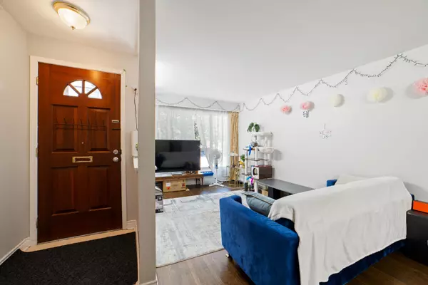 Toronto C13, ON M3A 2H3,35 Baltray CRES #Upper